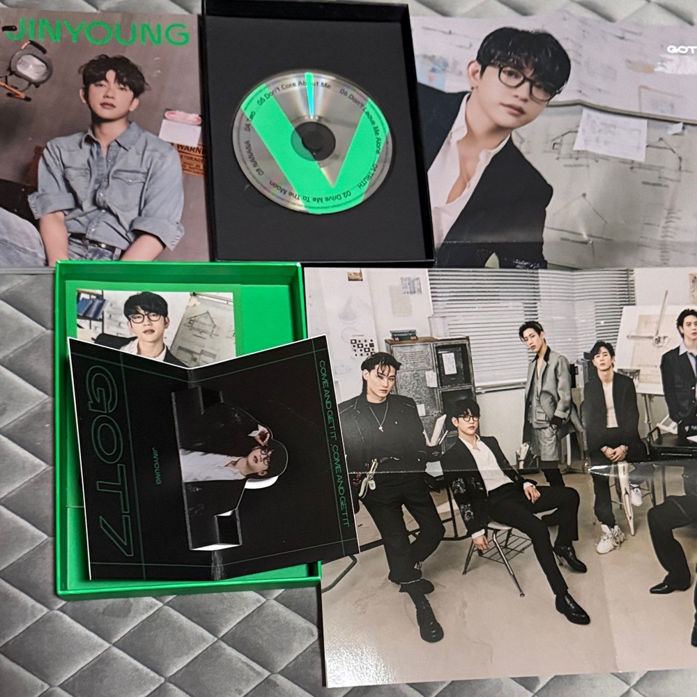 GOT7 ‘GOT7’ Album Jinyoug ver. with posters and stand card